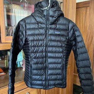 Patagonia Women’s Down Sweater Hoody Jacket
